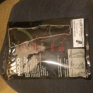 Compression thigh sleeve